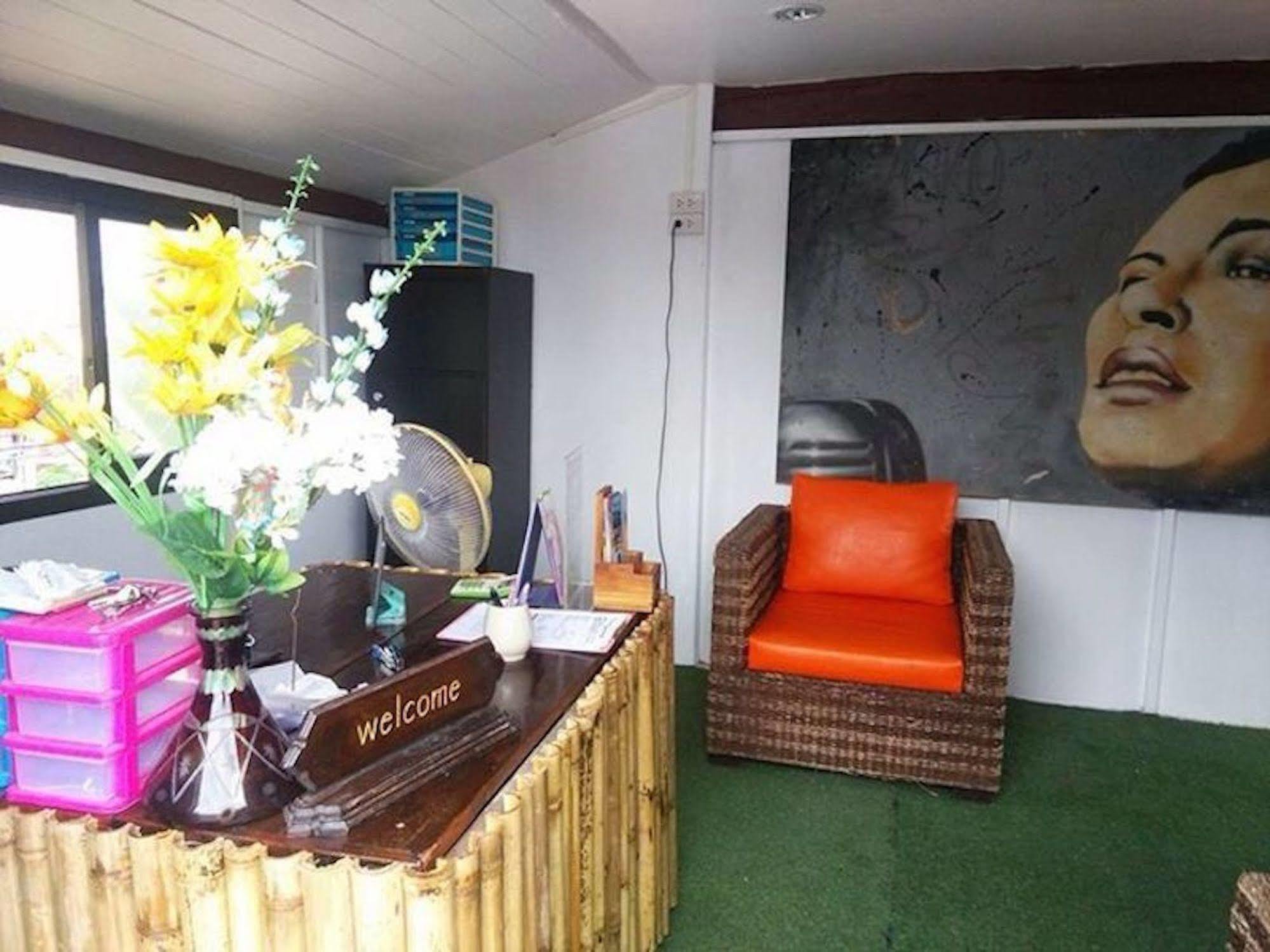 Moov Inn Garden Hostel Ko Tao Exterior foto